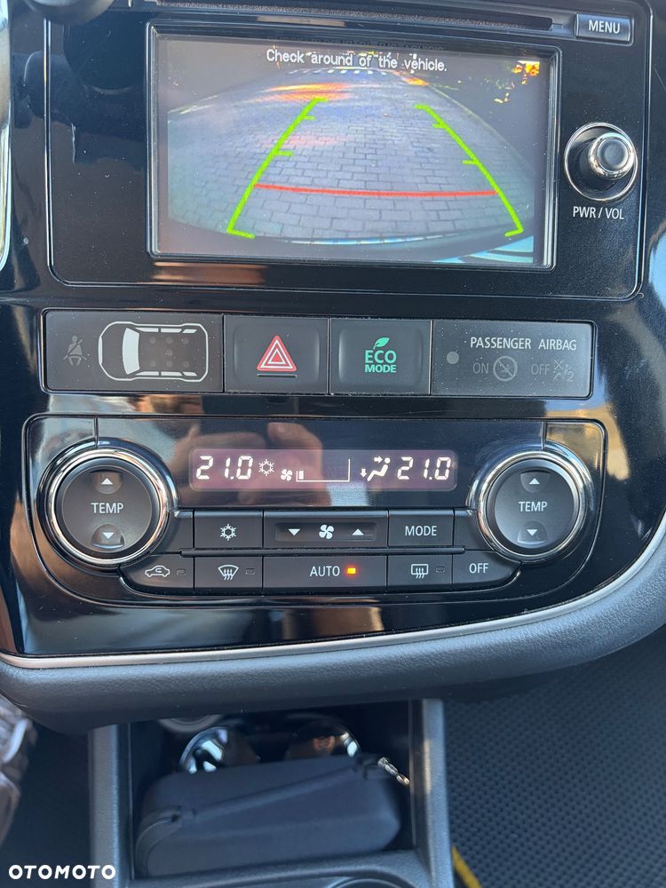 Mitsubishi Outlander 2.0 Intense + CVT - 9