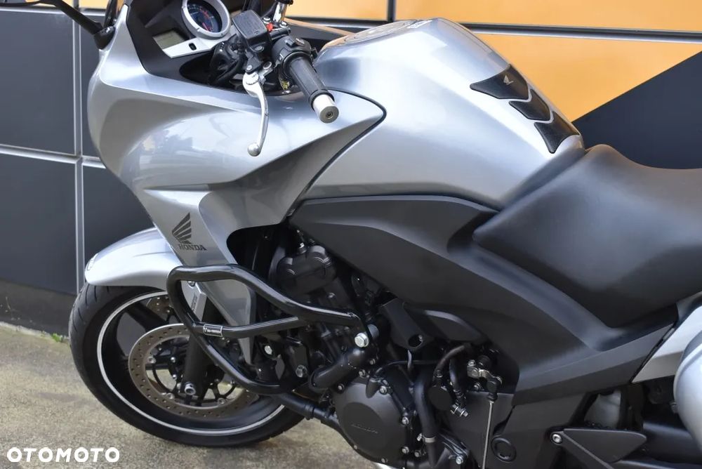 Honda CBF - 14