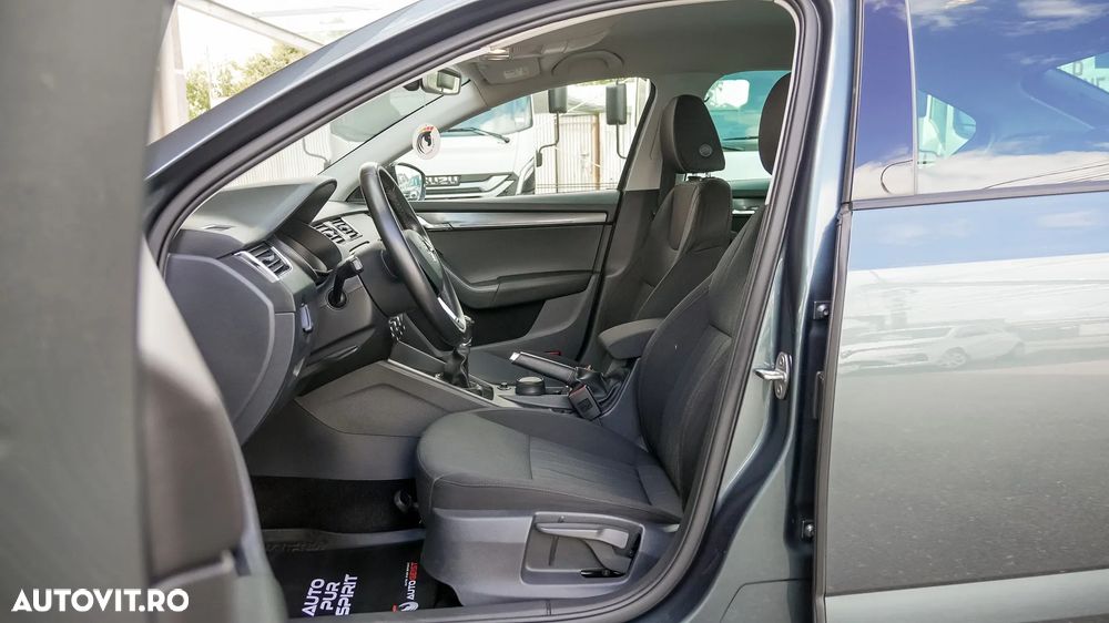 Skoda Octavia 1.5 TSI Ambition - 26