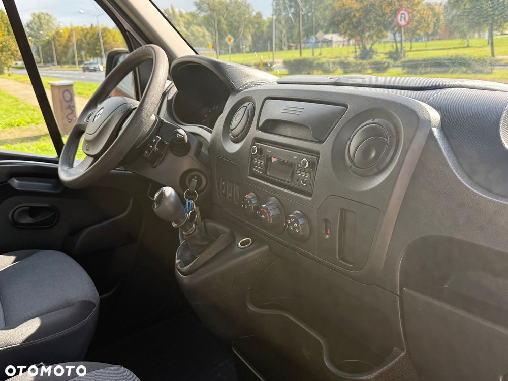 Renault MASTER 2,3 DCI 130KM L2H2 BRYGADÓWKA 7 MIEJSC SERWIS ASO - 36