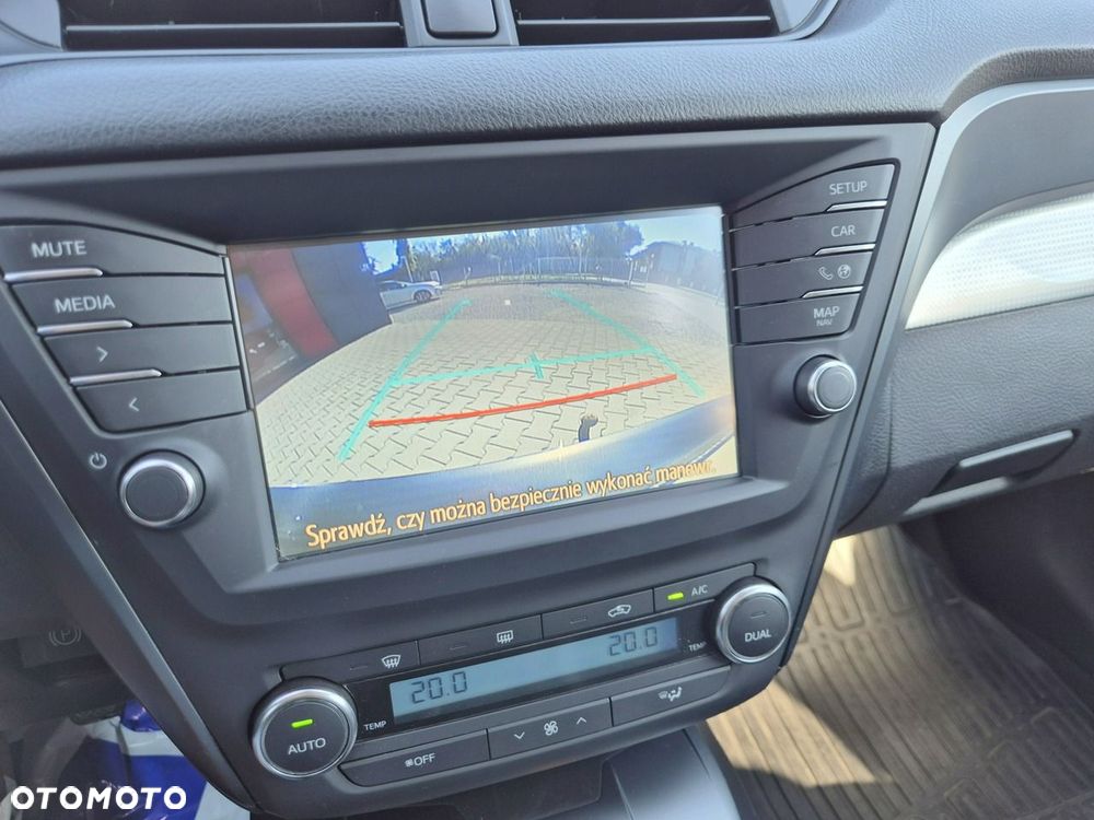 Toyota Avensis 2.0 D-4D Prestige - 18