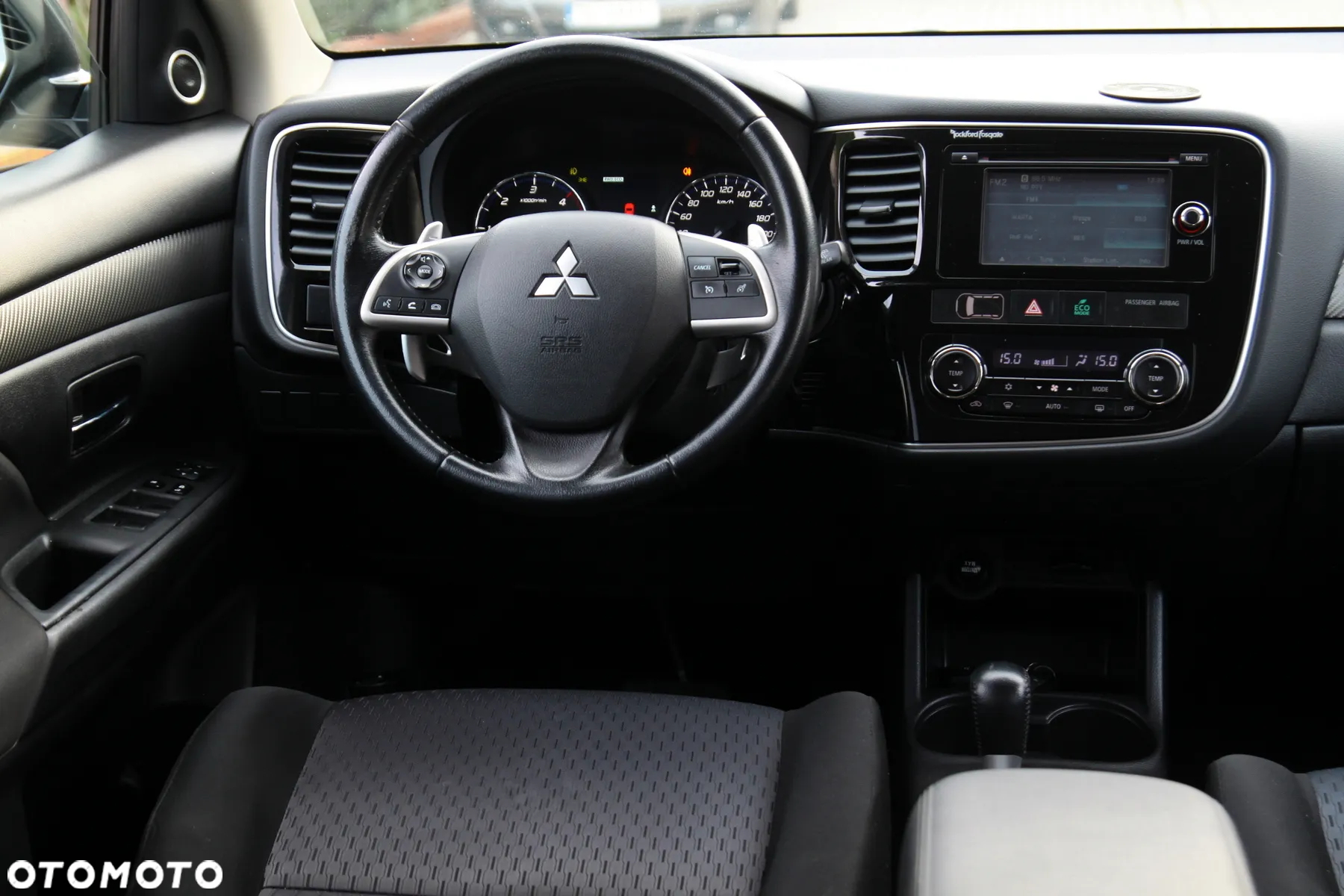 Mitsubishi Outlander 2.2 DI-D 4WD Automatik Intense - 8