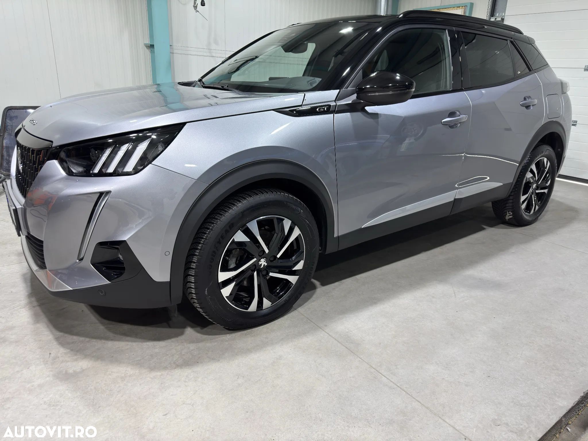 Peugeot 2008 1.2 L PureTech STT EAT8 GT Line - 1