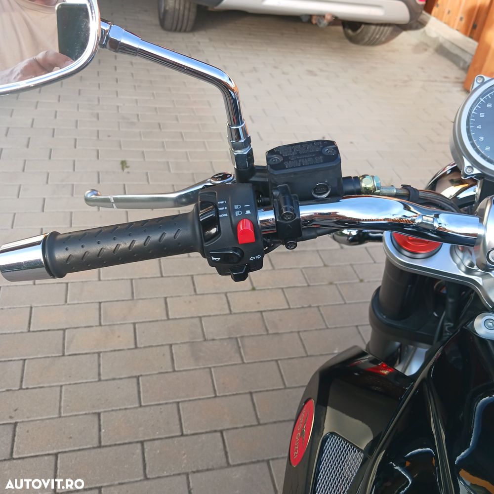 Moto Guzzi Griso 850 - 12