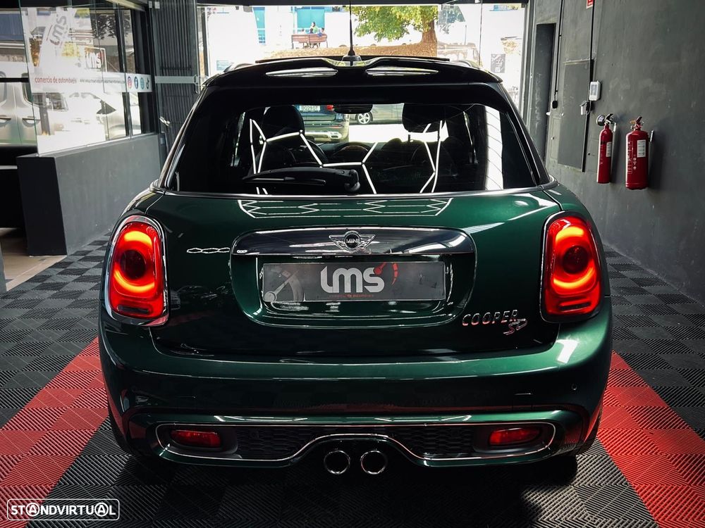 MINI 5 Portas Cooper SD Aut. - 10
