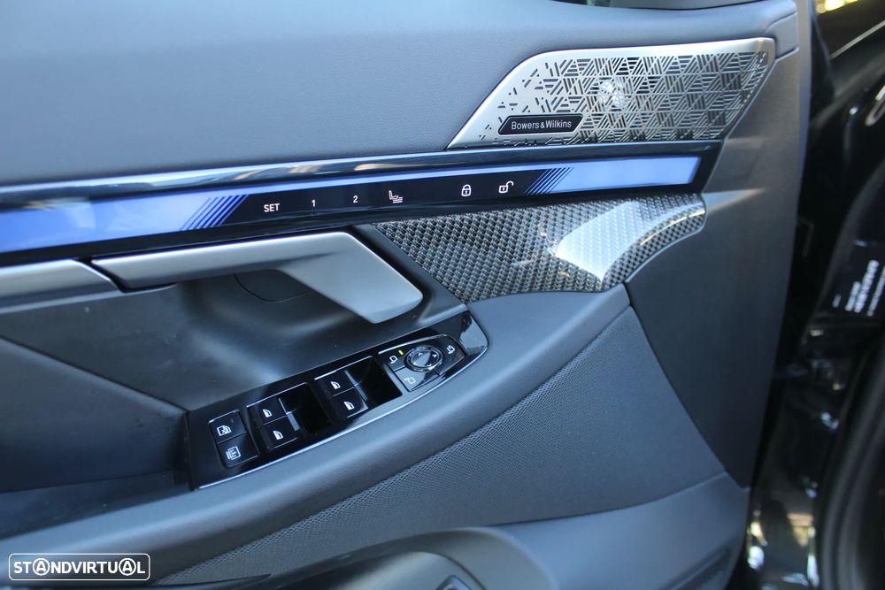 BMW M5 xDrive - 17