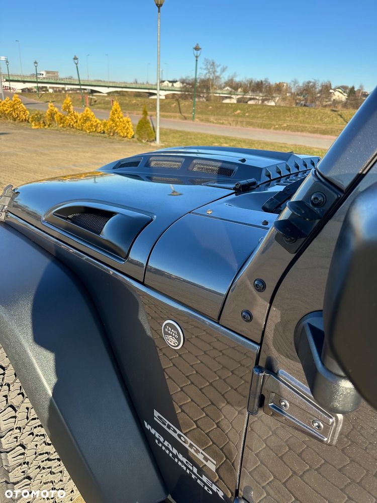 Jeep Wrangler 3.6 Unlim Rubicon - 9