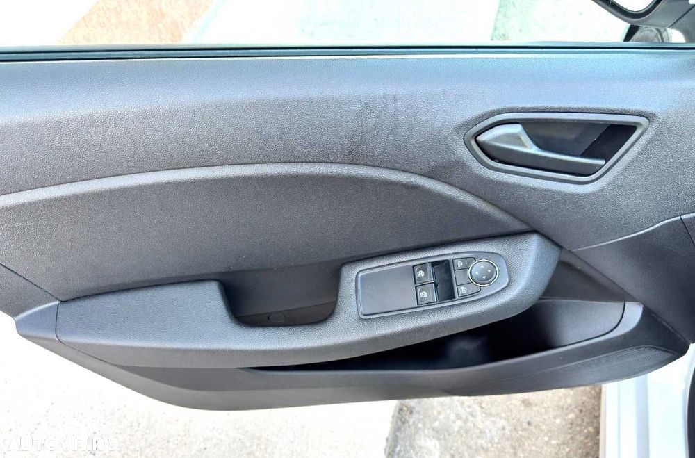 Renault Clio - 14