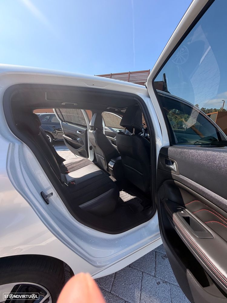 Peugeot 308 1.2 PureTech GT Line - 31