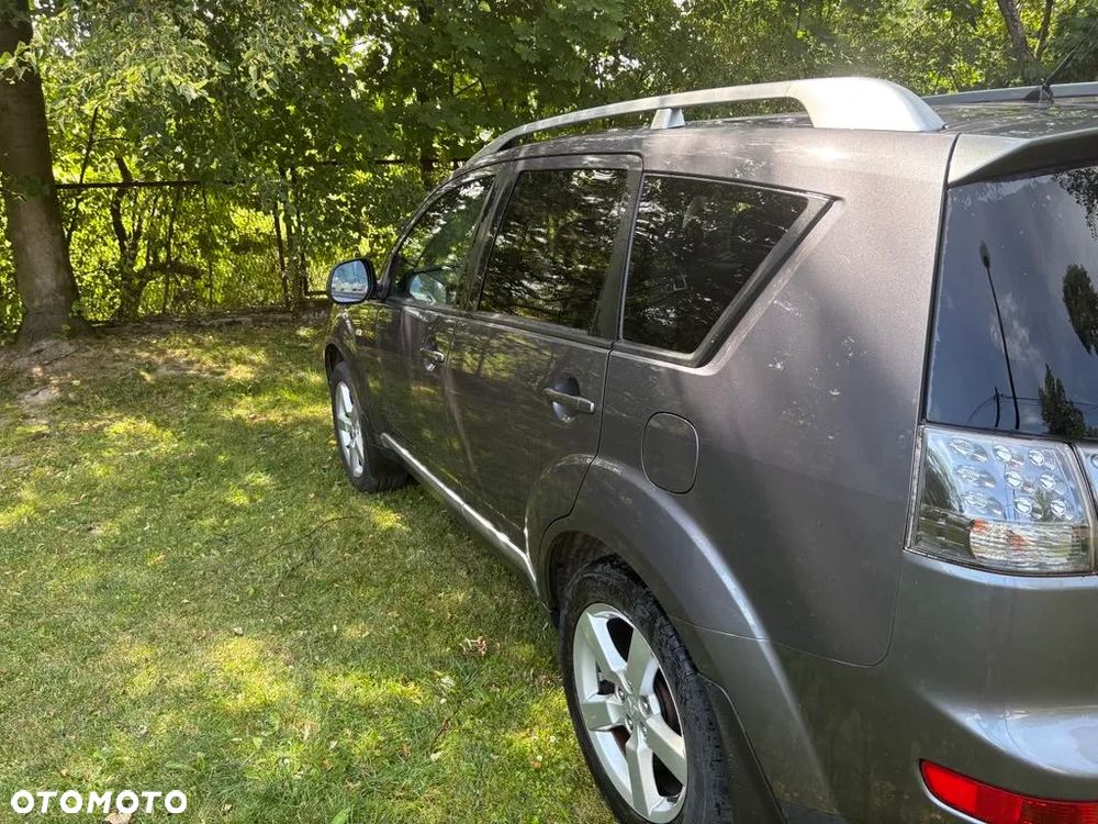 Mitsubishi Outlander 2.4 2WD - 5