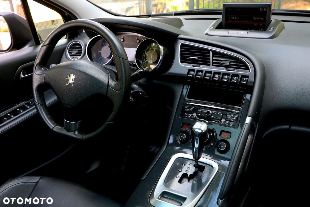 Peugeot 3008 2.0 HDi Premium+ - 8