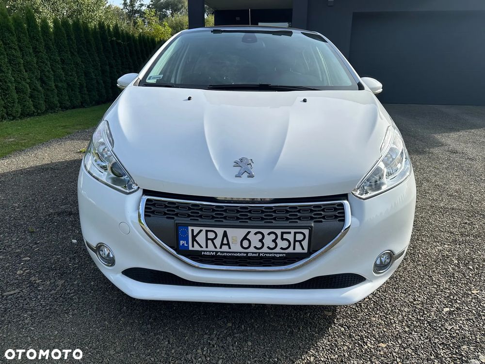 Peugeot 208 - 15