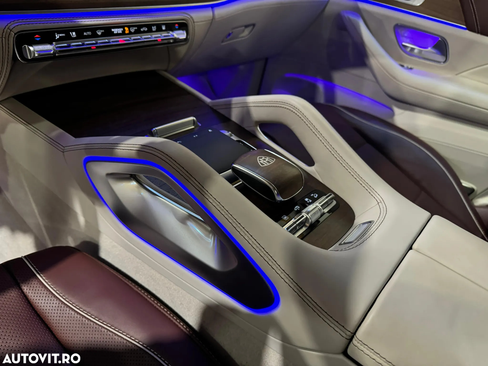 Mercedes-Benz GLS Maybach 600 4Matic 9G-TRONIC - 23
