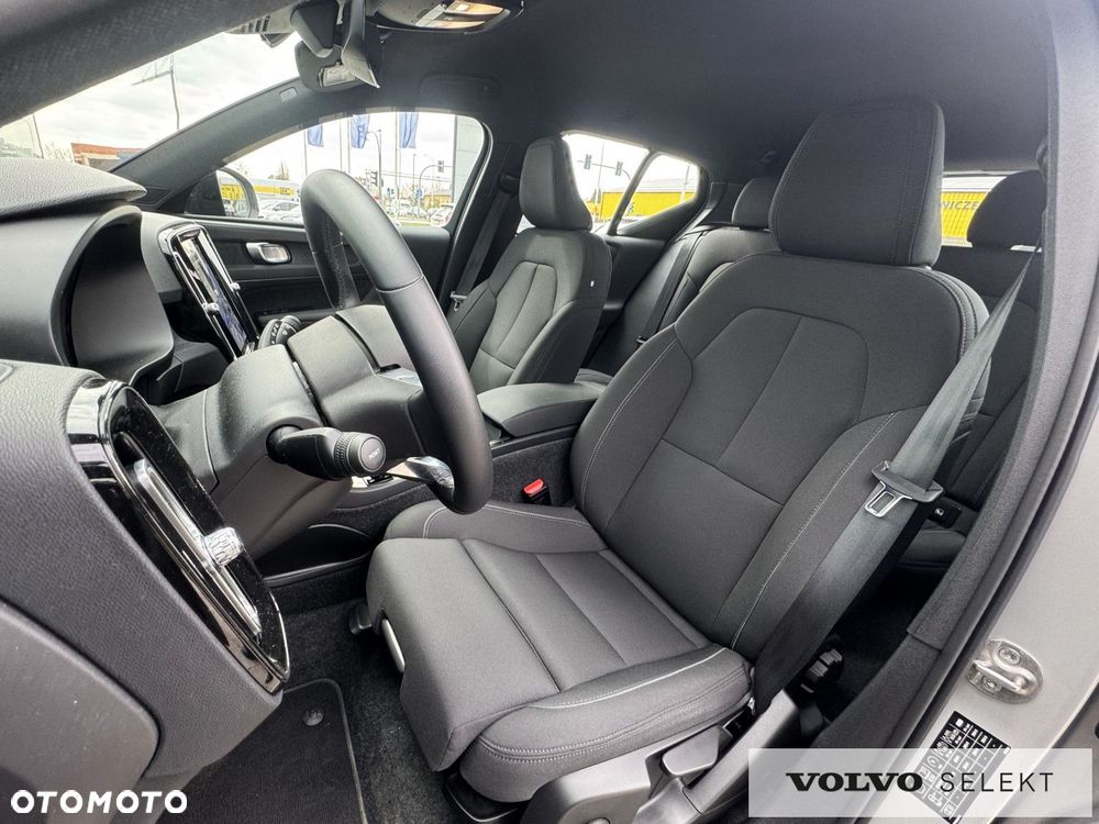Volvo XC 40 - 28