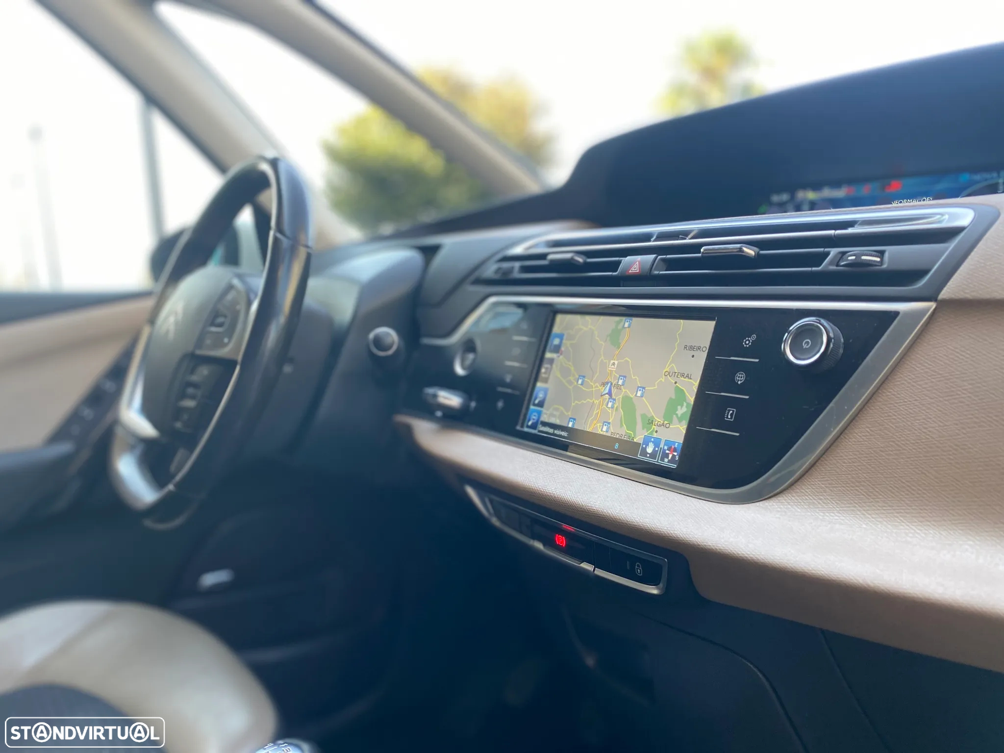Citroën C4 Grand Picasso 1.6 e-HDi Exclusive - 14