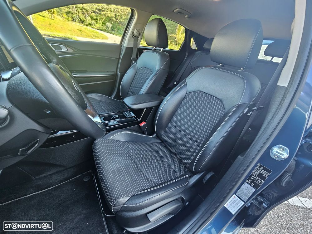 Kia Ceed 1.6 CRDi GT Line+SRF - 20