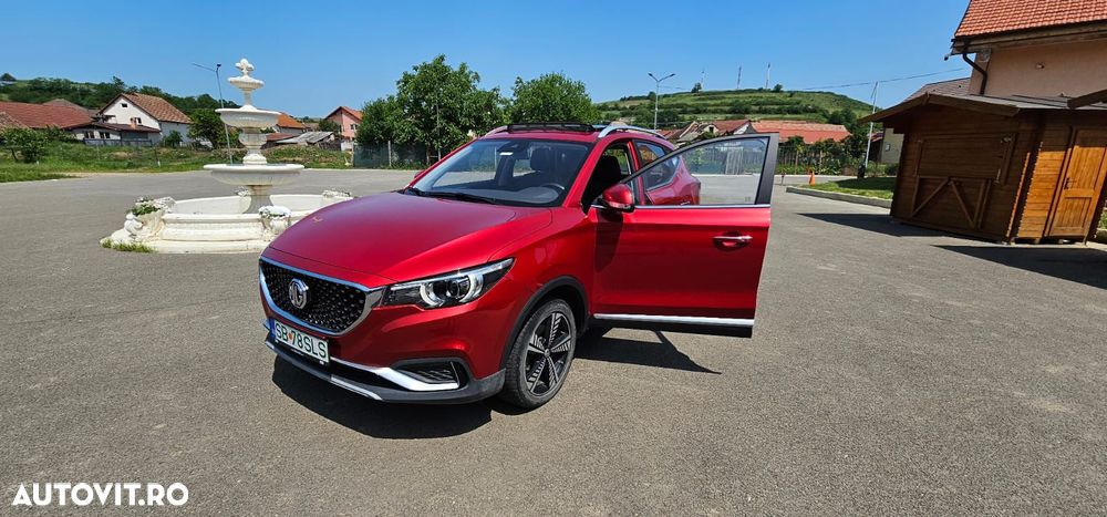 MG ZS EV - 13
