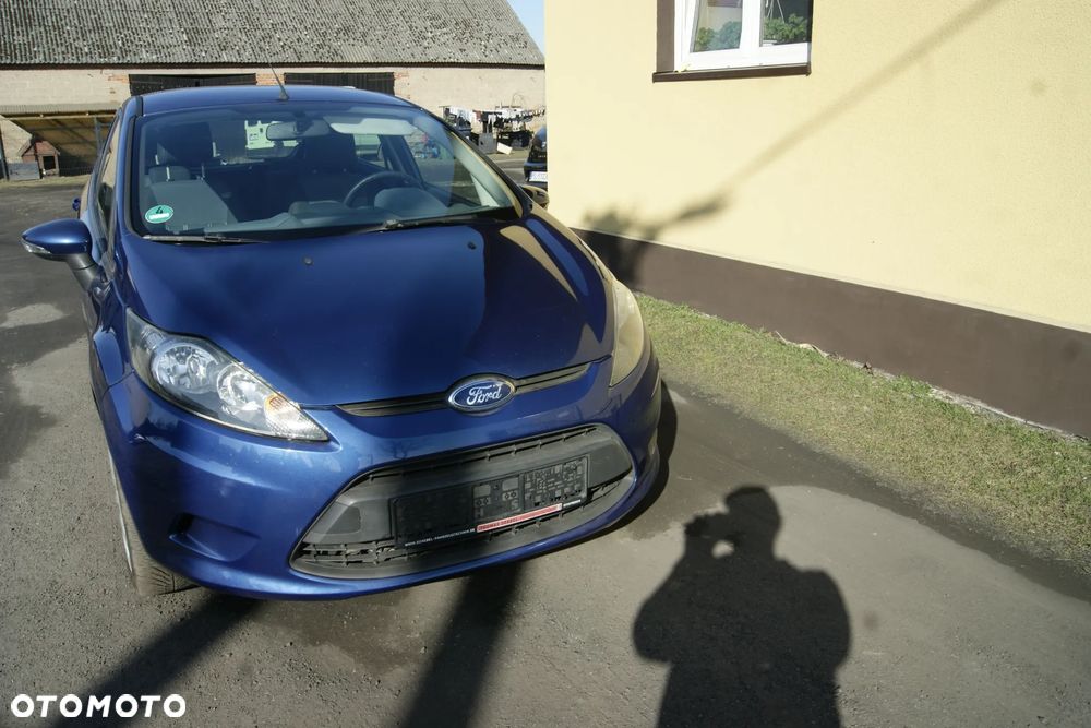 Ford Fiesta 1.25 Ambiente - 1
