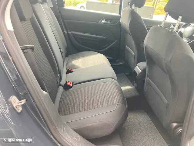 Peugeot 308 SW 1.5 BlueHDi Active - 32