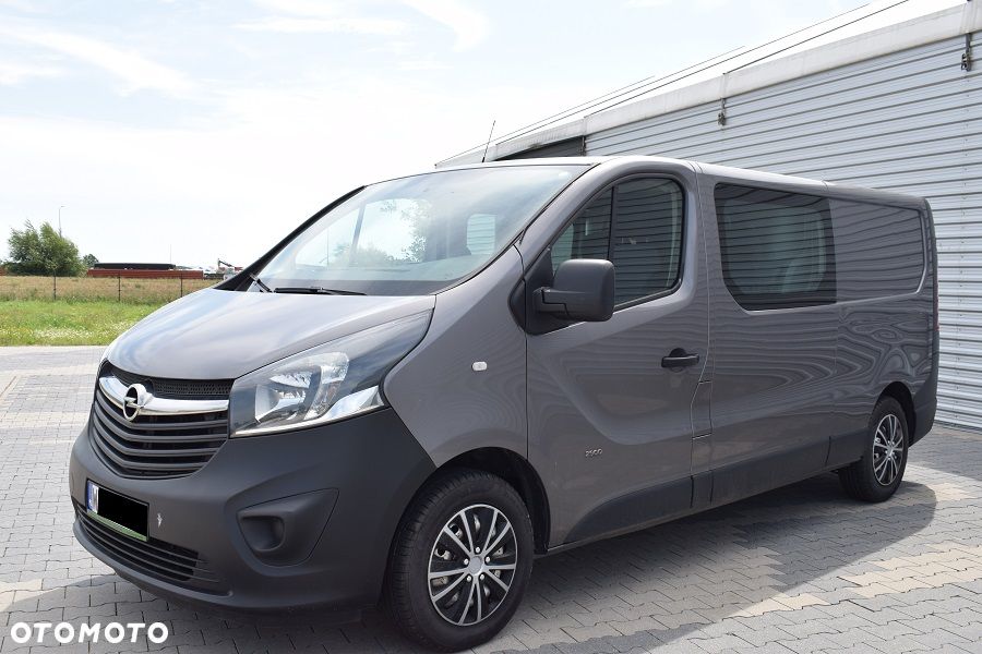 Opel Vivaro - 1