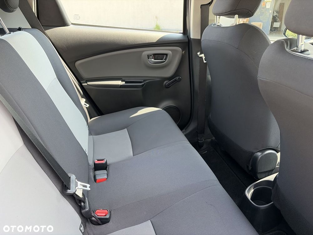 Toyota Yaris - 14