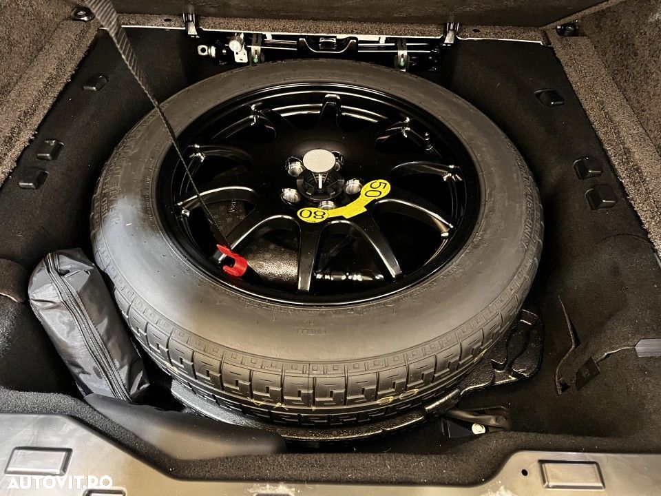 Land Rover Range Rover - 32