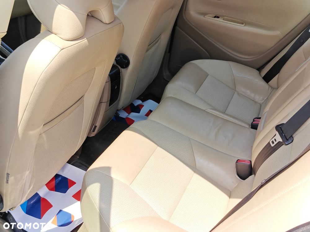 Volvo S60 2.4D5 Momentum - 11