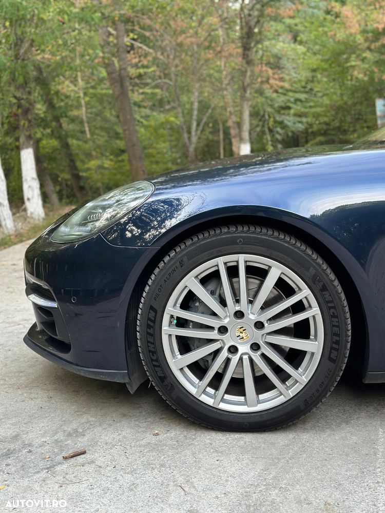 Porsche Panamera 4S - 5
