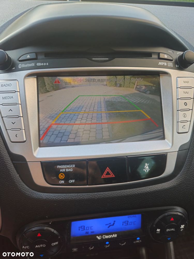 Hyundai ix35 2.0 CRDi Premium 2WD - 18