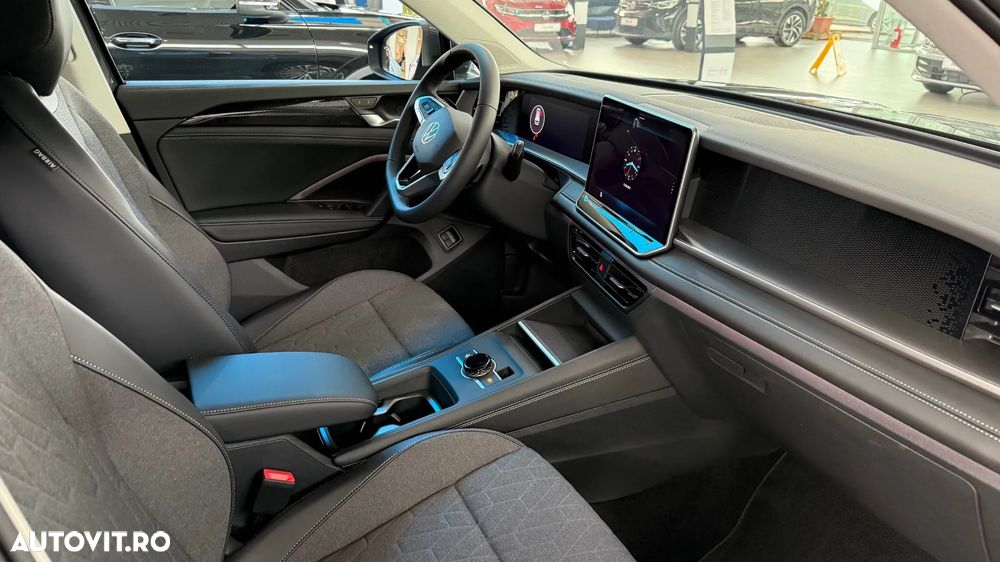 Volkswagen Tayron 1.5 TSI DSG PHEV Life - 12