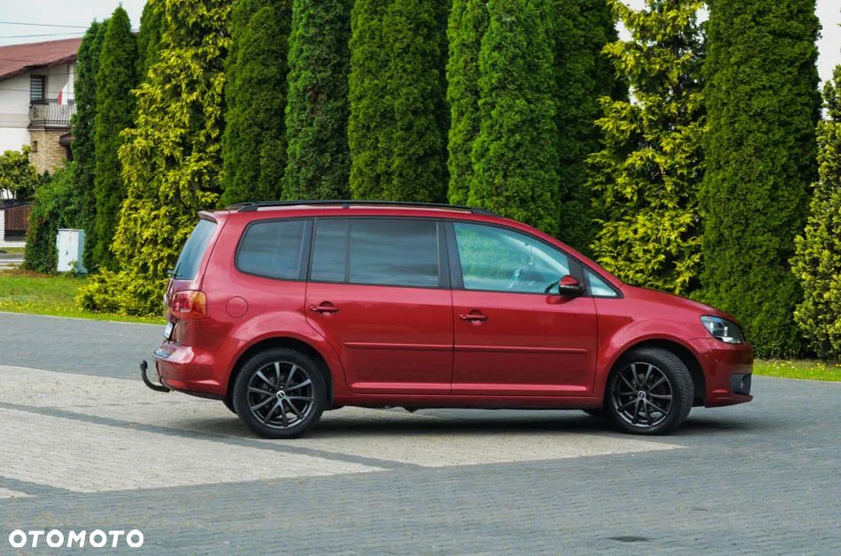 Volkswagen Touran 1.6 TDI DPF BlueMotion Technology DSG Comfortline - 23