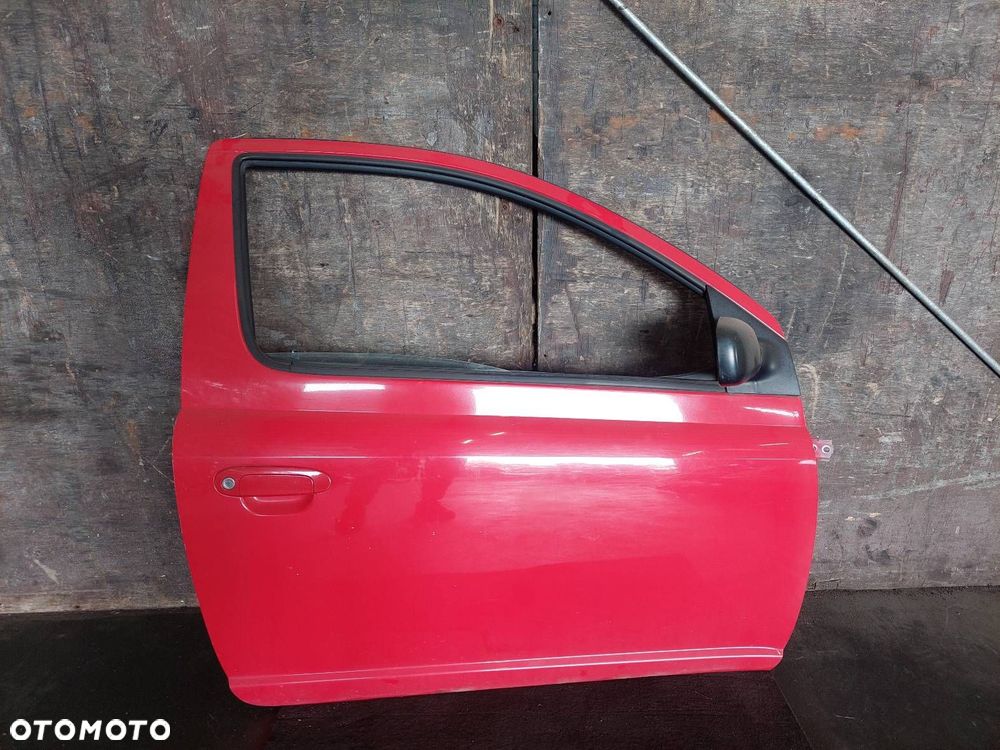 DRZWI KOMPLETNE PRAWY PRZÓD TOYOTA YARIS I HB 3D 3P0 - 1