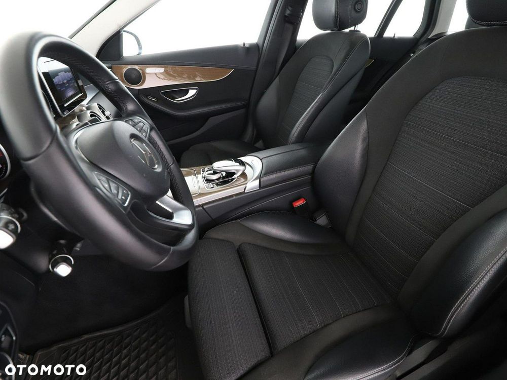 Mercedes-Benz Klasa C 180 9G-TRONIC Avantgarde - 14