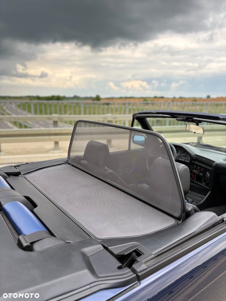 BMW Seria 3 318i - 17