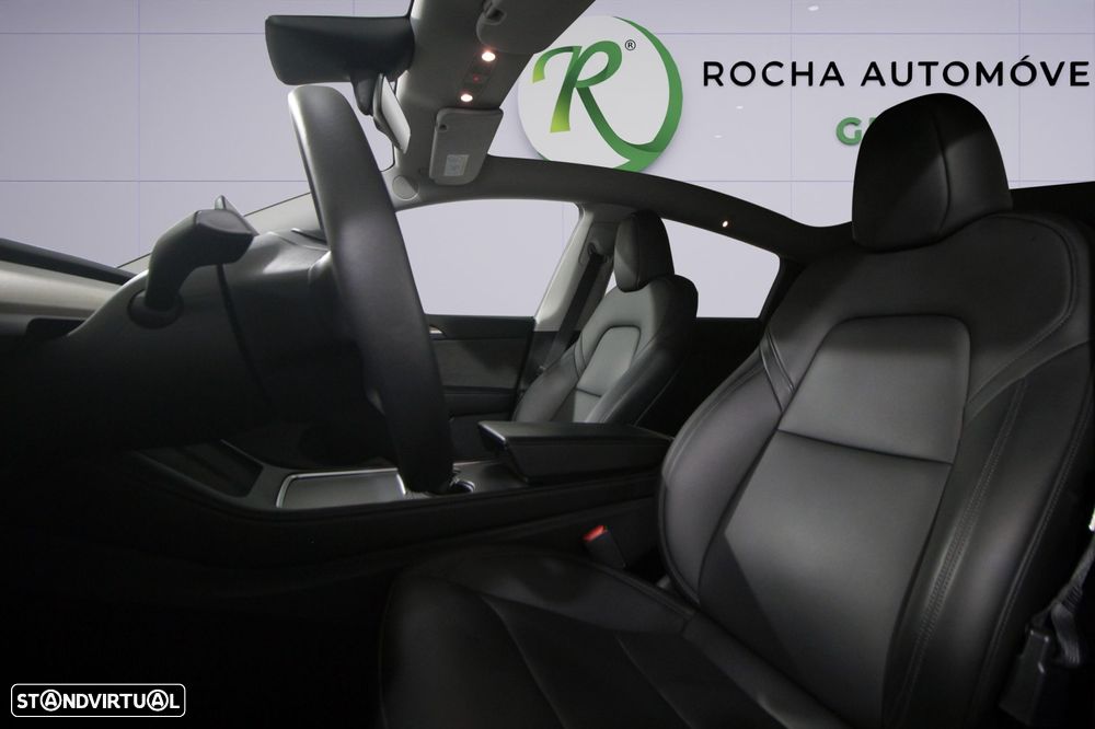 Tesla Model Y RWD - 7