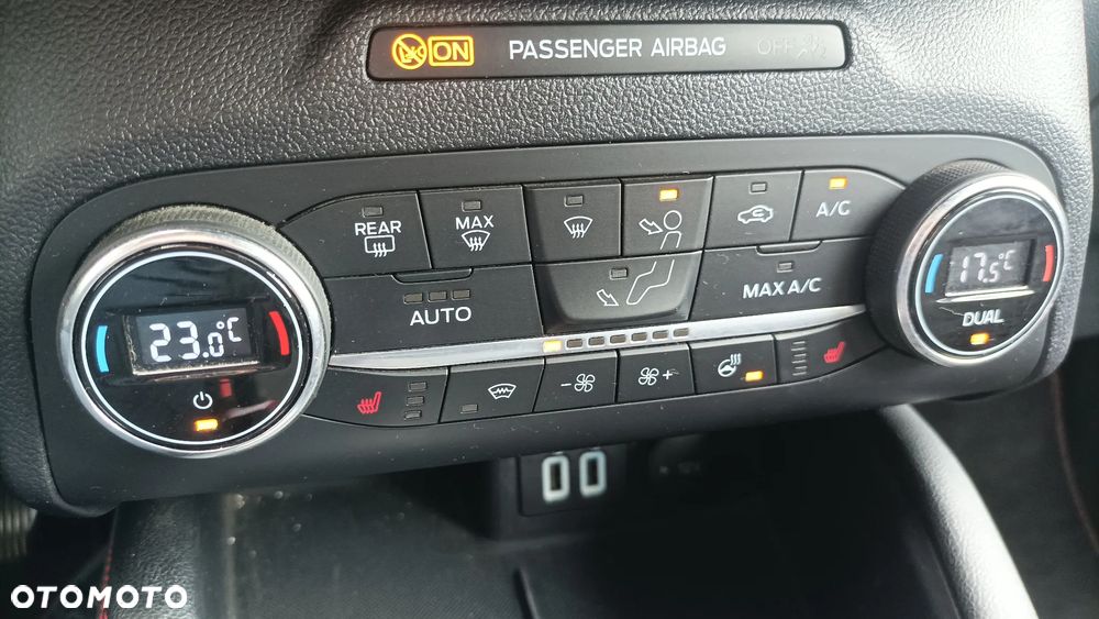 Ford Kuga 2.5 FHEV FWD ST-Line - 29