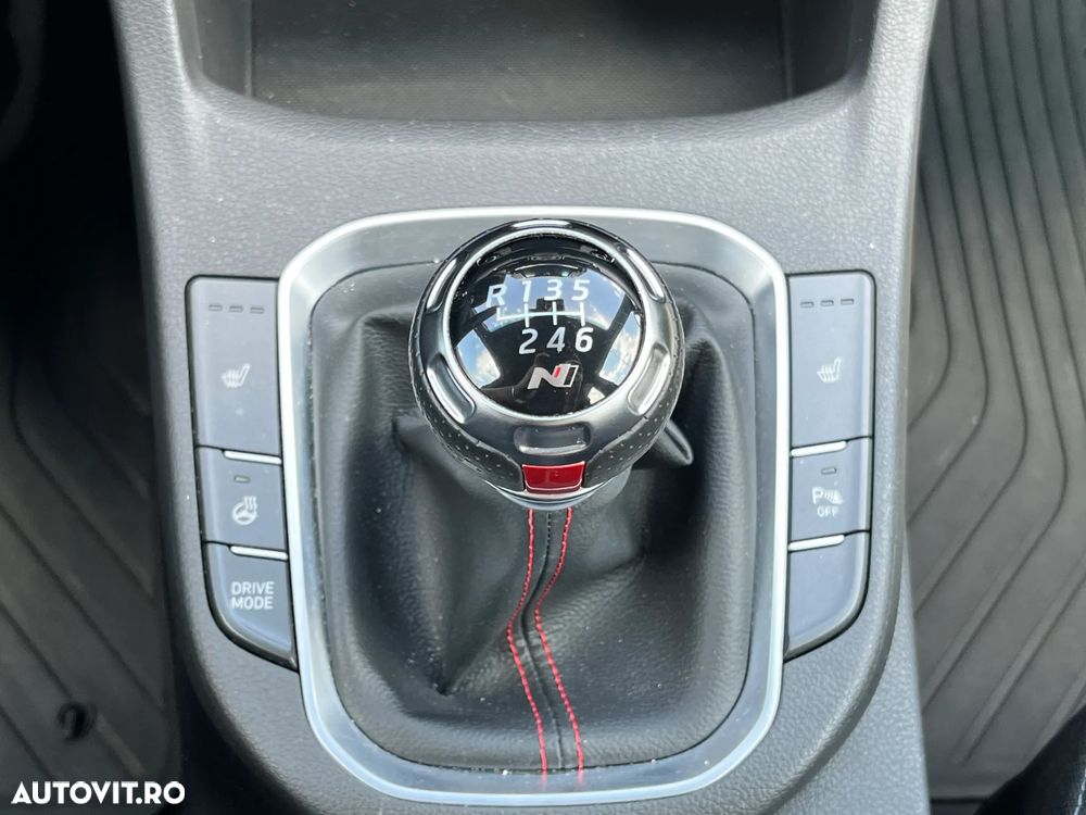 Hyundai i30 - 22
