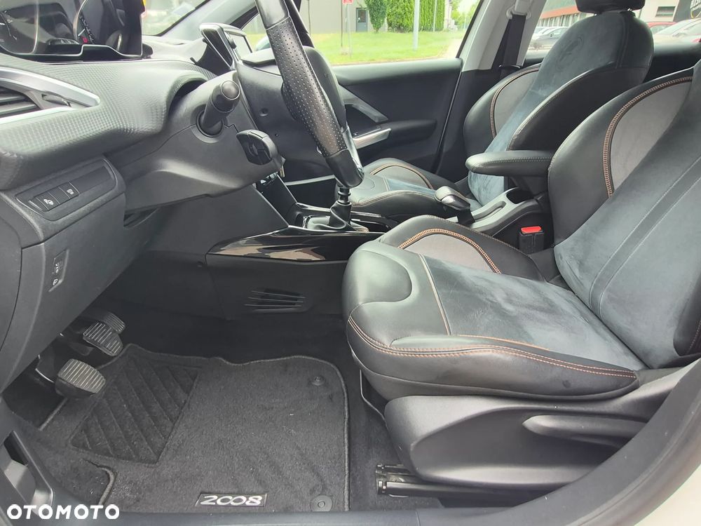 Peugeot 2008 1.2 Pure Tech GPF Crossway S&S - 26