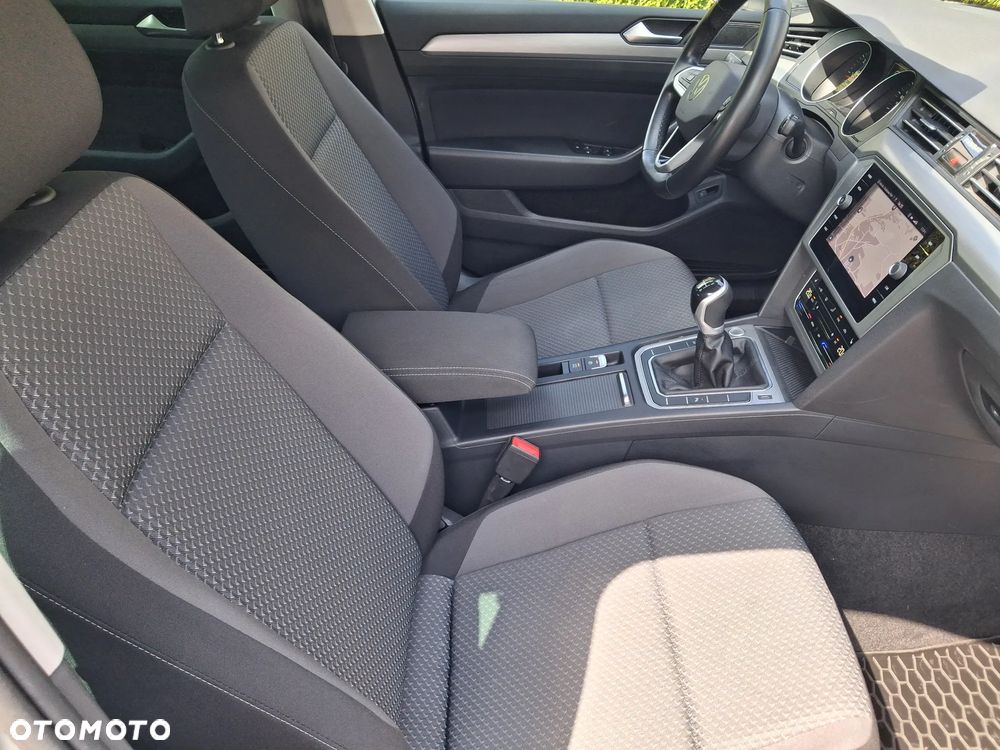 Volkswagen Passat 2.0 TDI EVO Business - 8