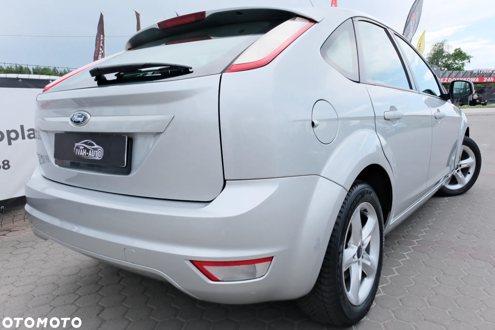 Ford Focus 1.8 Connection - 11