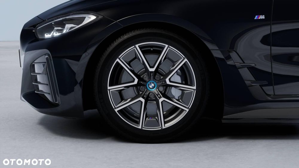 BMW i4 - 4