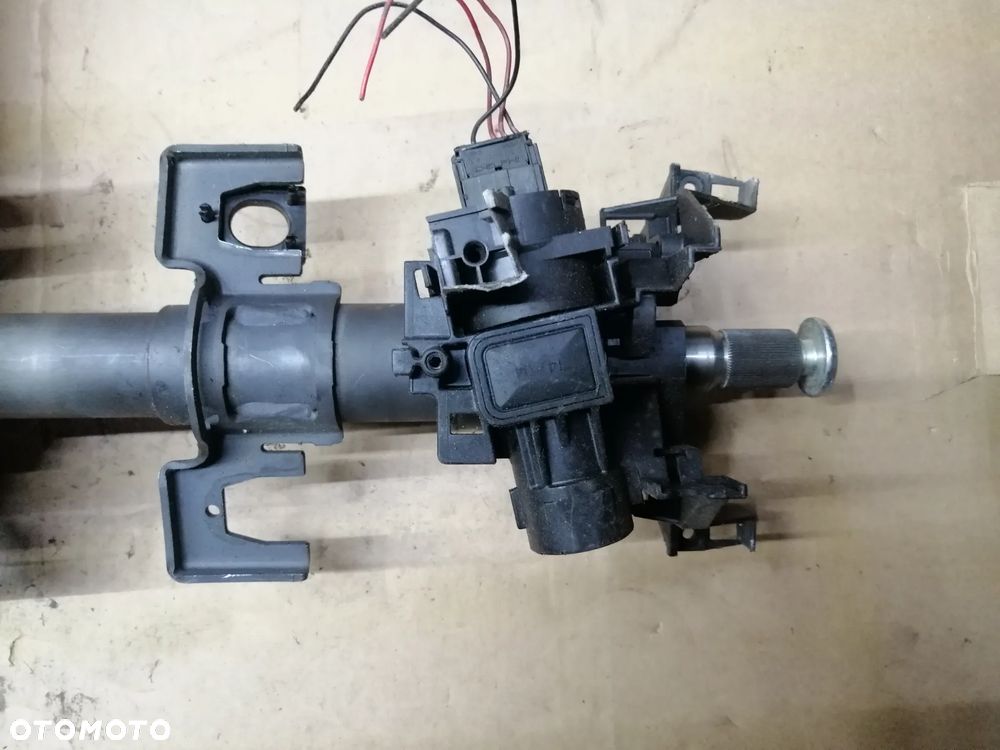 Opel Corsa c wspomaganie elektryczne kolumna kierownicza GM 13136672  13136673 - 8