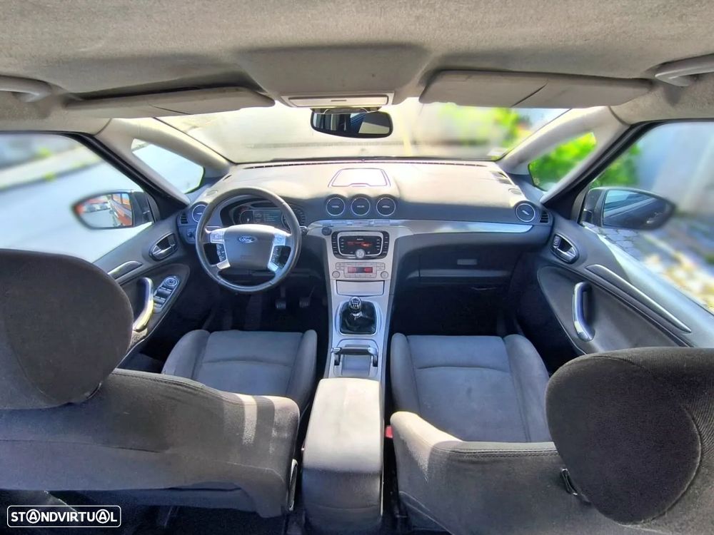 Ford S-Max 1.8 TDCi Titanium 7L - 8