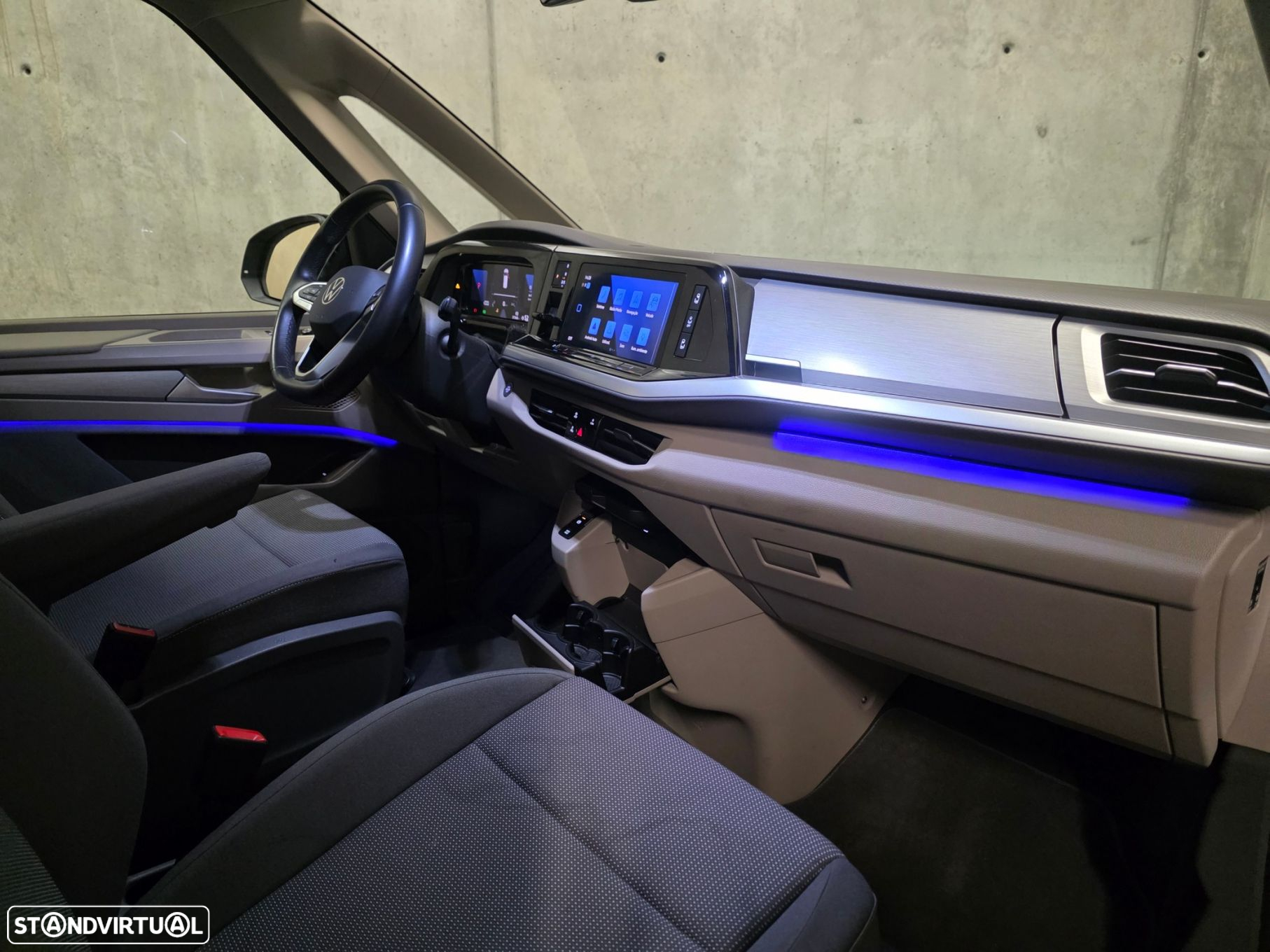 VW Multivan 2.0 TDI Life DSG - 27