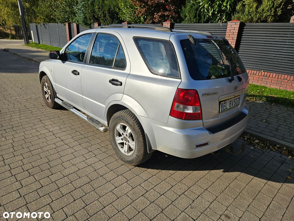 Kia Sorento 2.4 LX - 6