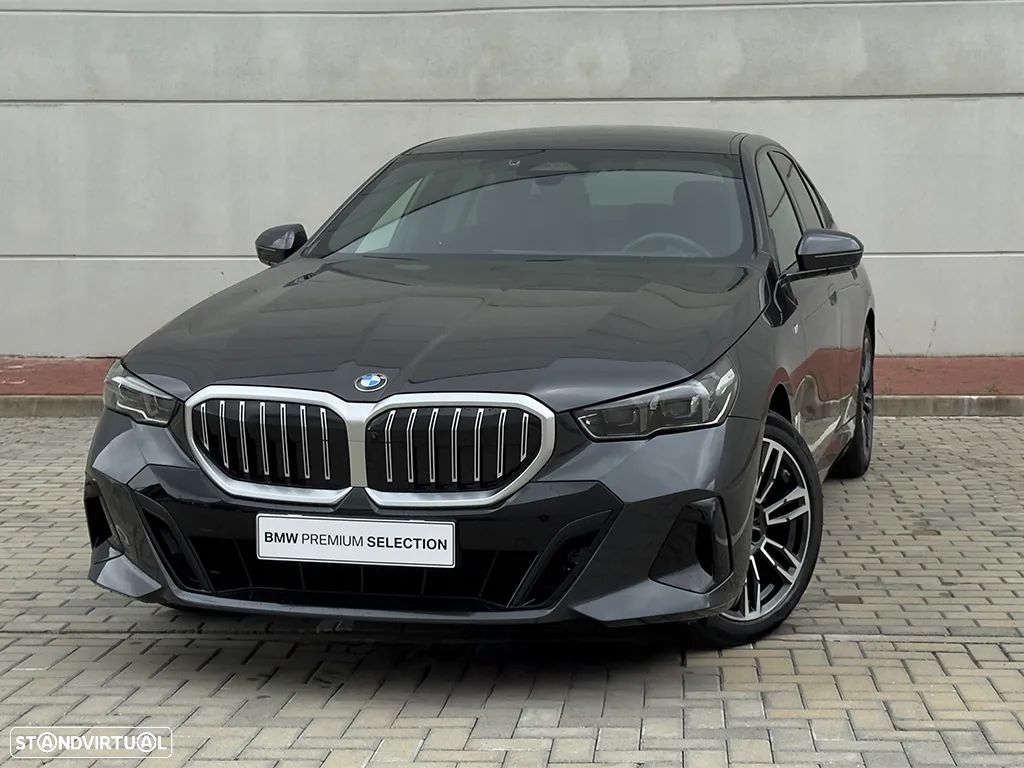 BMW 520 d Pack Desportivo M - 1