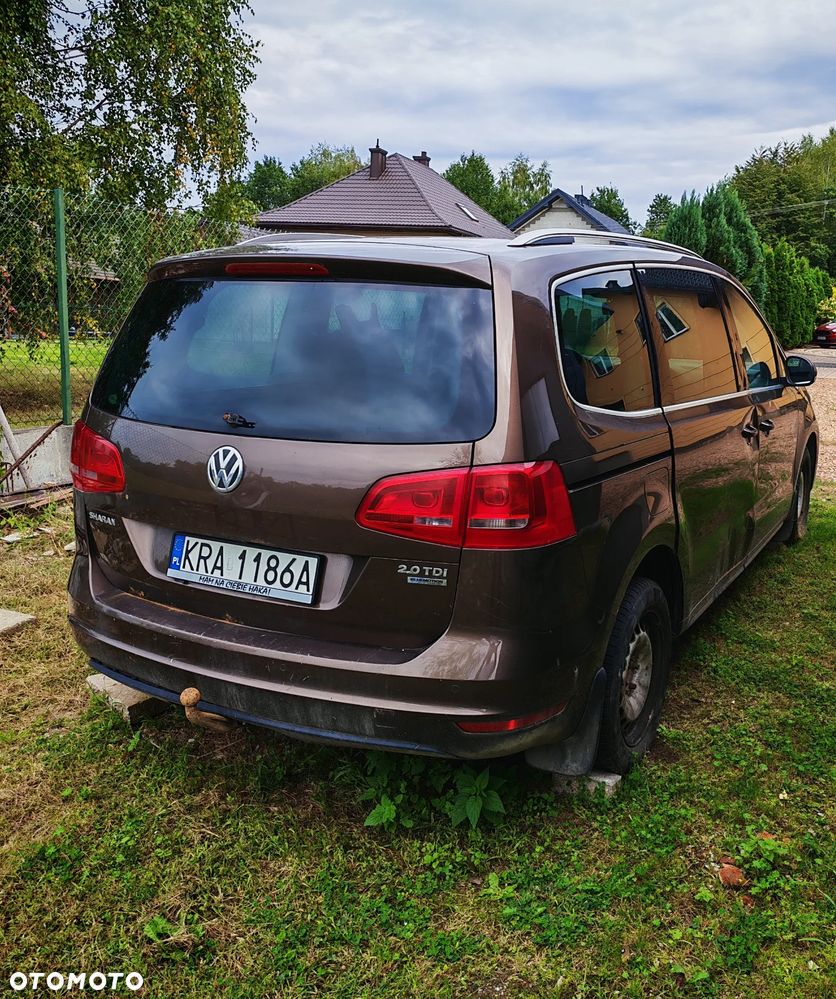 Volkswagen Sharan 2.0 TDI Highline DSG - 2