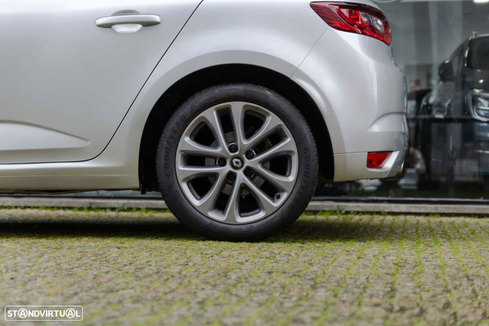 Renault Mégane 1.5 Blue dCi GT Line - 3