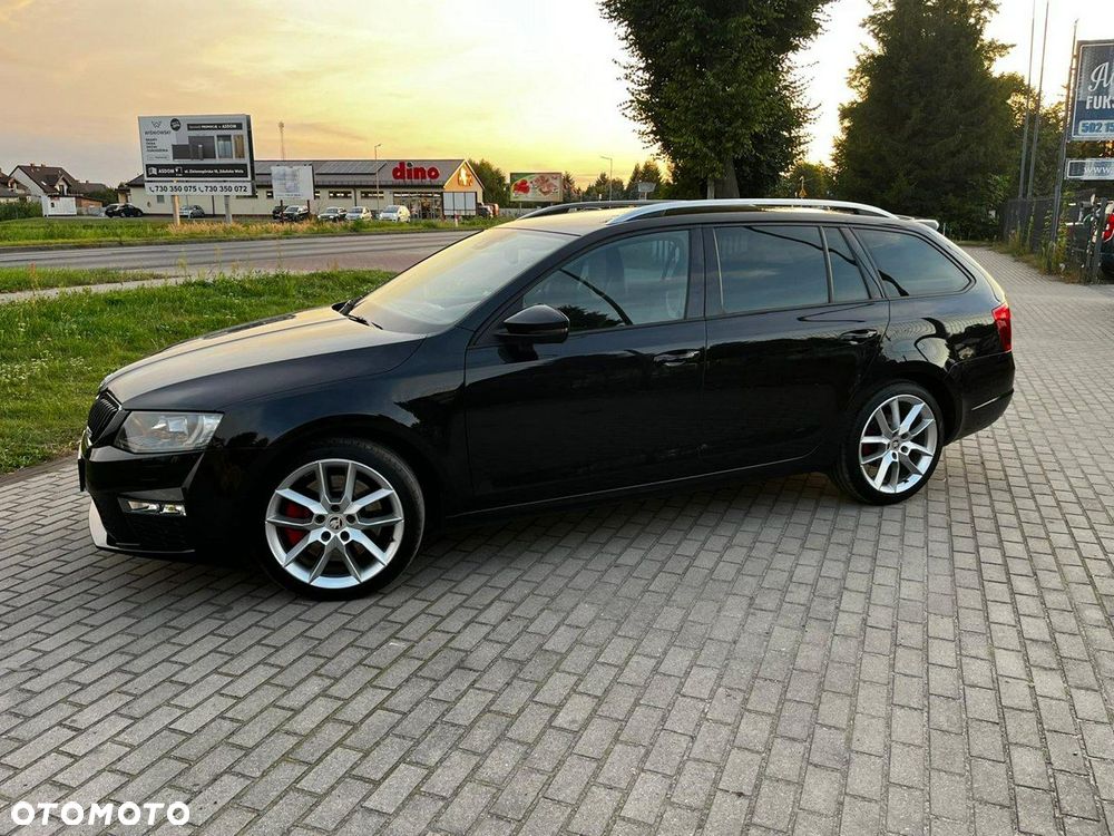 Skoda Octavia Combi 2.0 TDI RS - 5