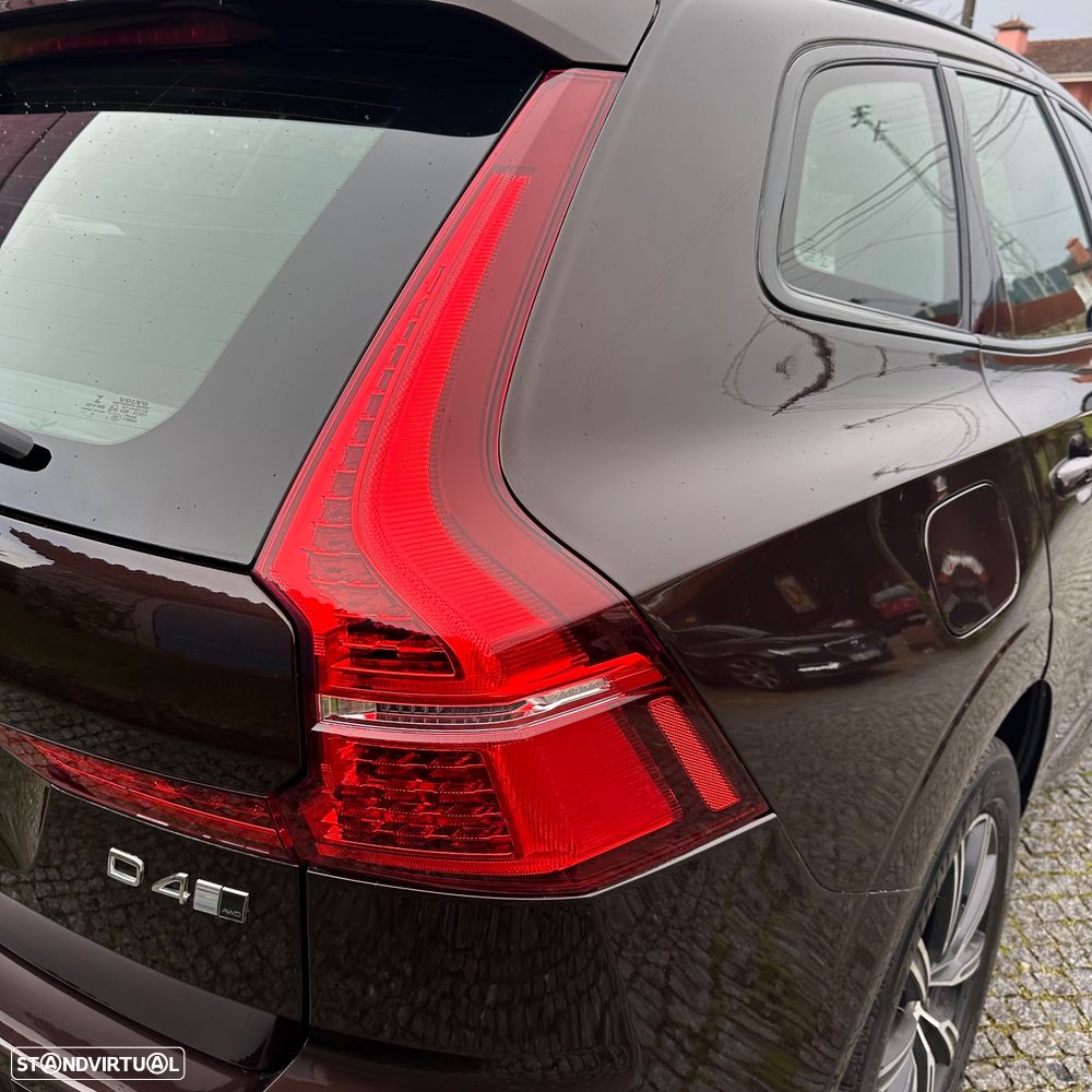Volvo XC 60 2.0 D4 Inscription AWD Geartronic - 17